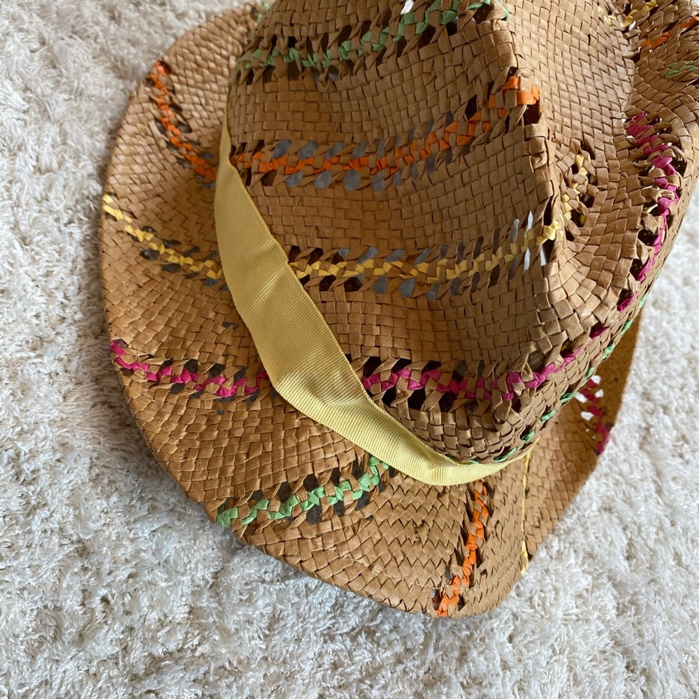 Colorful straw beach hat! - Picture 2 of 8